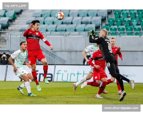 狼堡防守反击对阵药厂传控,战术博弈决定比赛走向 狼堡防守反击对阵药厂传控,战术博弈决定比赛走向