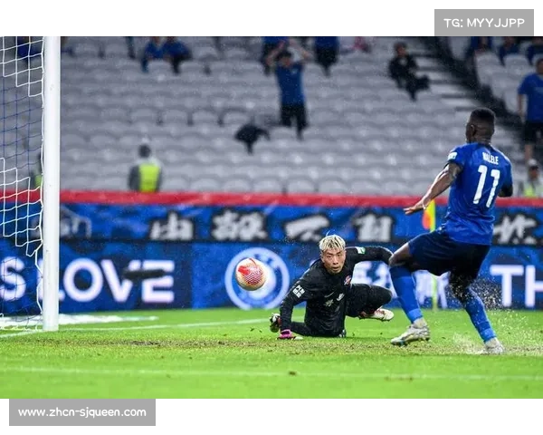 申花6-1大胜梅州客家终结不胜,年轻球员表现抢眼 申花6-1大胜梅州客家终结不胜,年轻球员表现抢眼